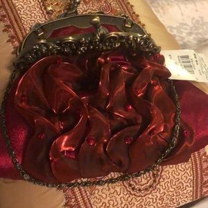 Ruffle Purse with antique look closure